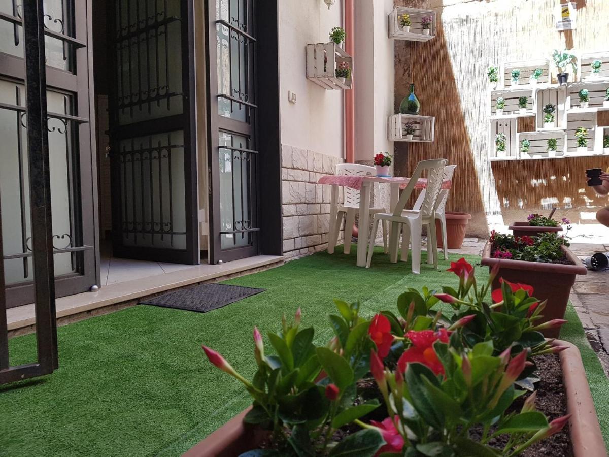 Philos - Appartements & Rooms Tarent Zewnętrze zdjęcie