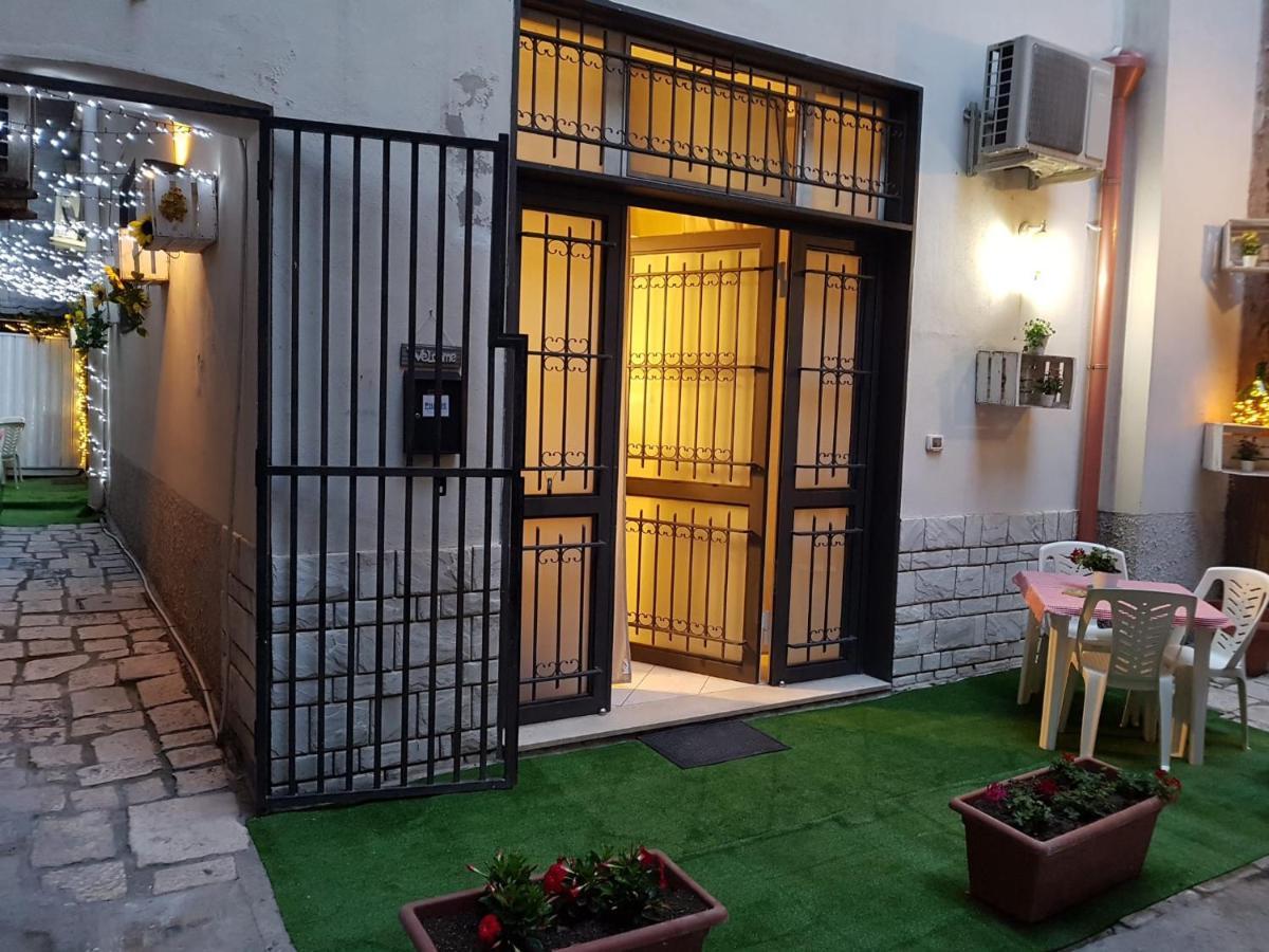 Philos - Appartements & Rooms Tarent Zewnętrze zdjęcie